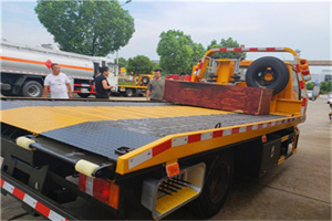 珠山附近拖车电话号码服务